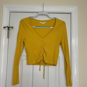 O’Neil - Yellow Long Sleeve Crop